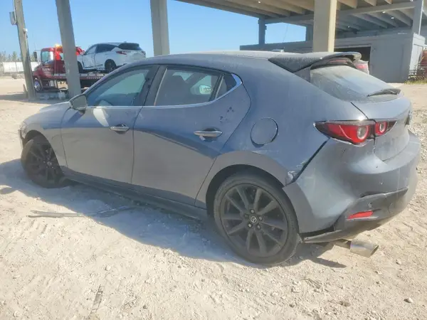 JM1BPBNY9S1751643 2025 MAZDA 3 - Image 2