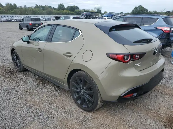 JM1BPBYY6R1704673 2024 MAZDA 3 - Image 2