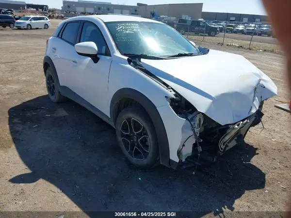 JM1DKBB79G0106135 2016 MAZDA CX-3 - Image 1