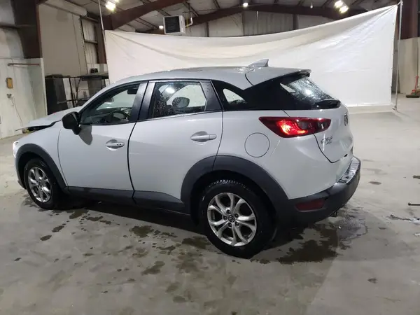 JM1DKBC71G0126734 2016 MAZDA CX-3 - Image 2