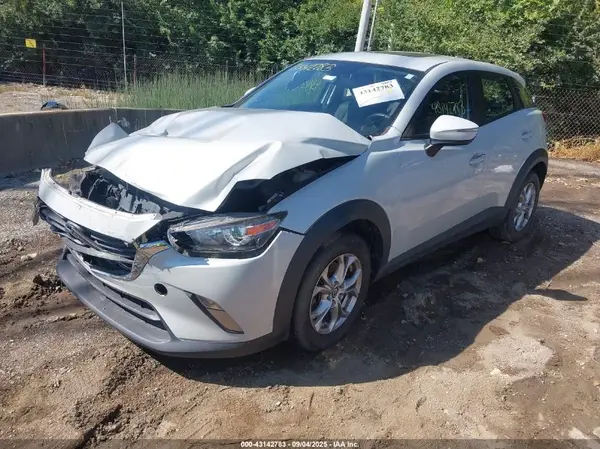 JM1DKBC73G0111698 2016 MAZDA CX-3 - Image 2