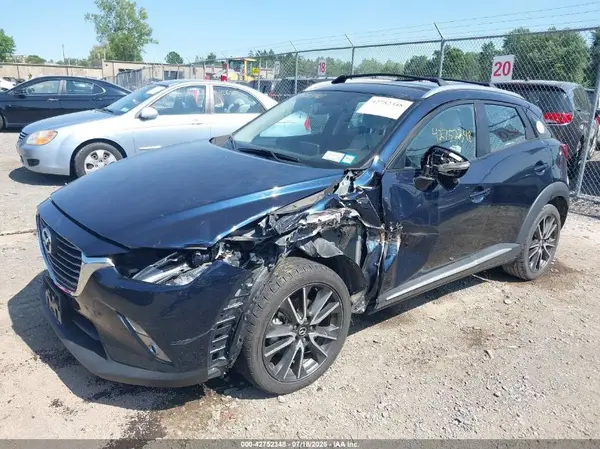 JM1DKBD73G0105608 2016 MAZDA CX-3 - Image 2