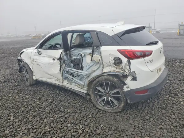 JM1DKBD73G0111926 2016 MAZDA CX-3 - Image 2