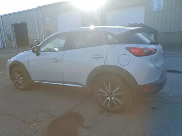 JM1DKBD77G0108088 2016 MAZDA CX-3 - Image 2