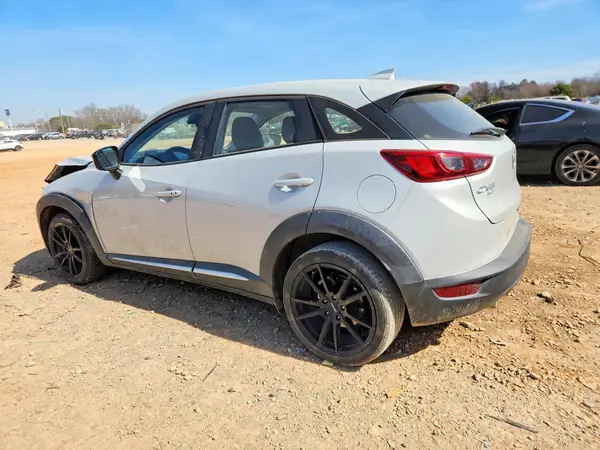 JM1DKBD78G0111002 2016 MAZDA CX-3 - Image 2