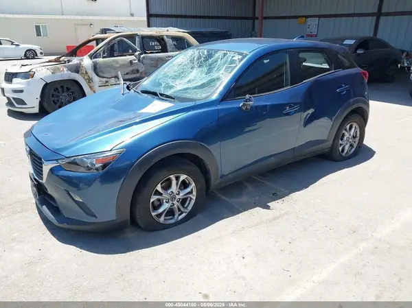 JM1DKDB71J0322483 2018 MAZDA CX-3 - Image 2