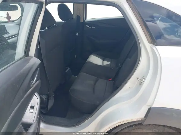 JM1DKDB72J0300038 2018 MAZDA CX-3 - Image 8