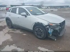 JM1DKDB73J0328530 2018 MAZDA CX-3