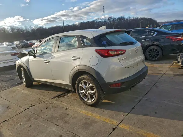 JM1DKDB75J1322044 2018 MAZDA CX-3 - Image 2