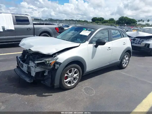 JM1DKDB76K0402105 2019 MAZDA CX-3 - Image 2