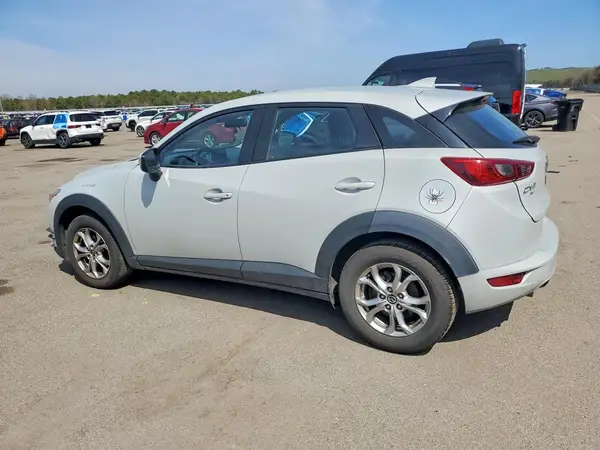 JM1DKDB77J0327526 2018 MAZDA CX-3 - Image 2