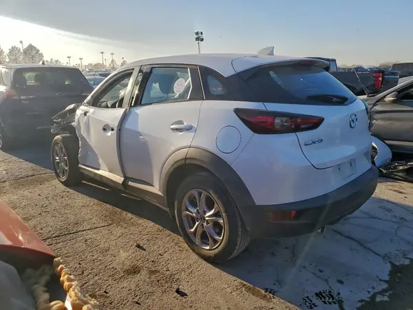 JM1DKDB77L1471381 2020 MAZDA CX-3 - Image 2