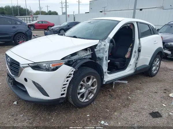 JM1DKDB78K1420518 2019 MAZDA CX-3 - Image 2