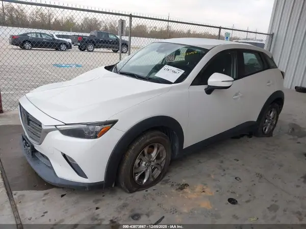 JM1DKDB79M1500476 2021 MAZDA CX-3 - Image 2
