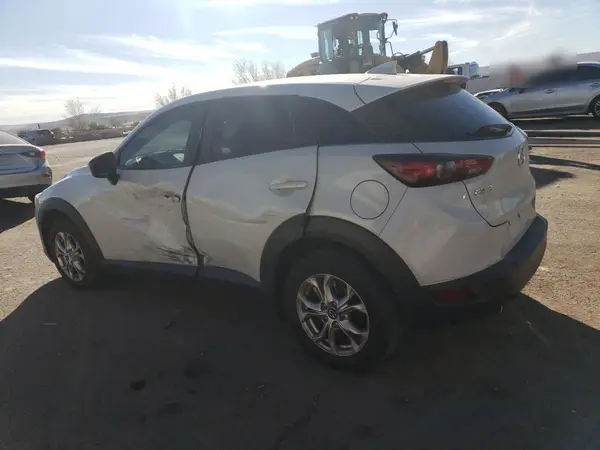 JM1DKDB79M1515642 2021 MAZDA CX-3 - Image 2