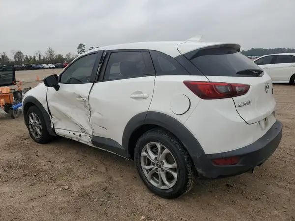 JM1DKDB7XH0154076 2017 MAZDA CX-3 - Image 2