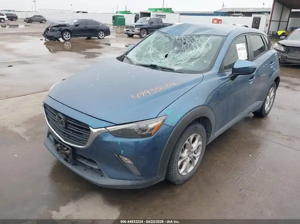 JM1DKDB7XL1474856 2020 MAZDA CX-3 - Image 2