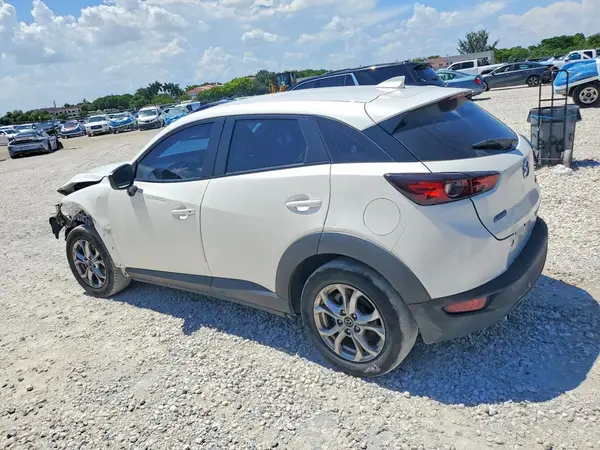 JM1DKDB7XL1475022 2020 MAZDA CX-3 - Image 2