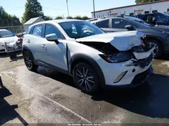 JM1DKDC71J0331537 2018 MAZDA CX-3