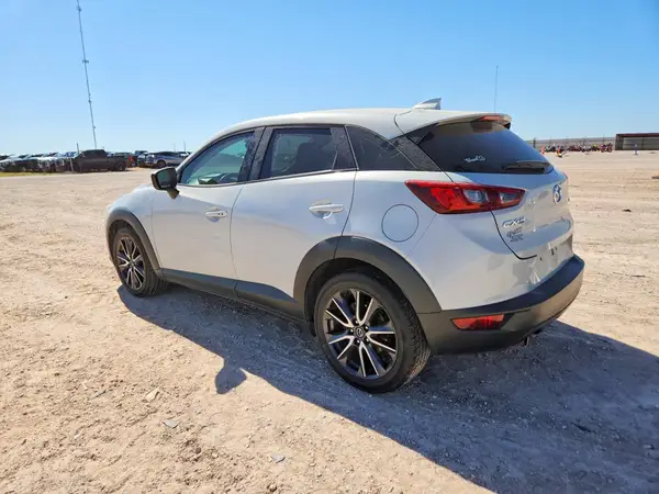 JM1DKDC71J1329443 2018 MAZDA CX-3 - Image 2