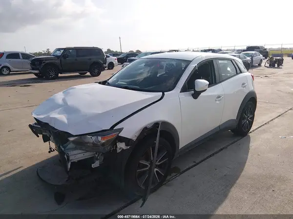 JM1DKDC72J0329750 2018 MAZDA CX-3 - Image 2