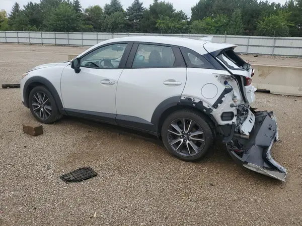JM1DKDC74J0325425 2018 MAZDA CX-3 - Image 2