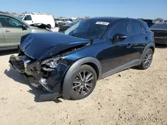 JM1DKDC75J0325384 2018 MAZDA CX-3