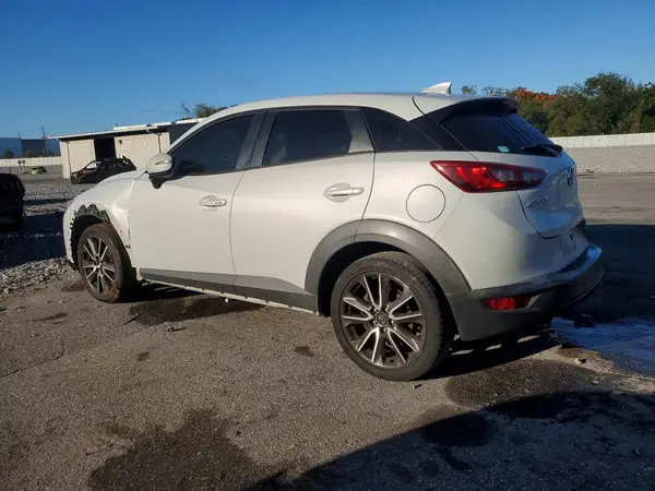 JM1DKDC76H0157586 2017 MAZDA CX-3 - Image 2