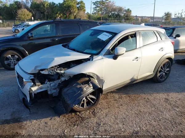 JM1DKDC76J0300722 2018 MAZDA CX-3 - Image 2
