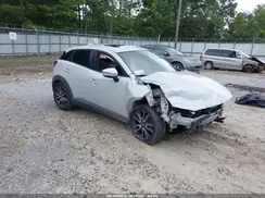 JM1DKDC76J0306195 2018 MAZDA CX-3