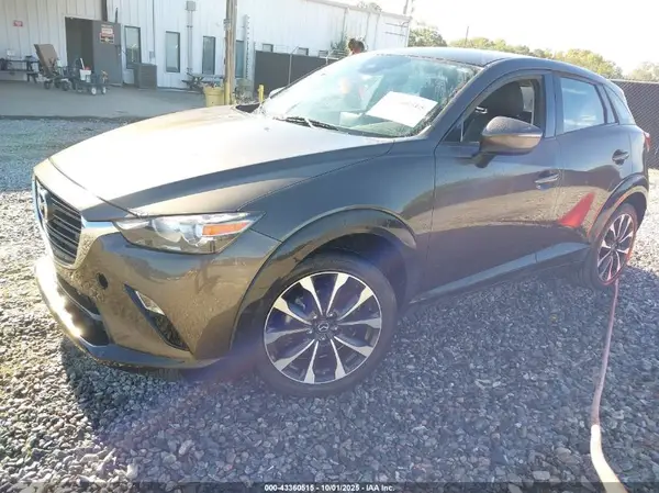 JM1DKDC76K0404001 2019 MAZDA CX-3 - Image 2