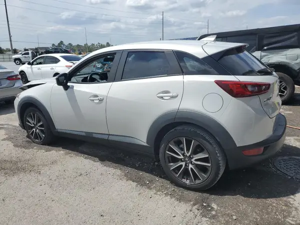 JM1DKDC78H0150588 2017 MAZDA CX-3 - Image 2