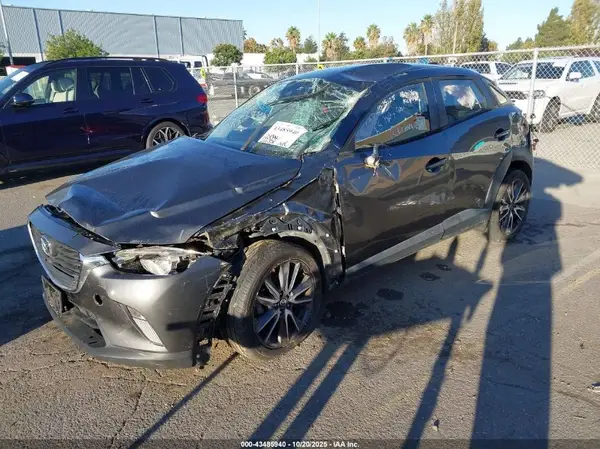 JM1DKDC78J0304299 2018 MAZDA CX-3 - Image 2
