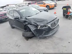 JM1DKDC78J0329185 2018 MAZDA CX-3
