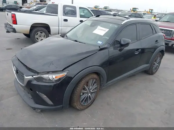 JM1DKDC78J0329185 2018 MAZDA CX-3 - Image 2