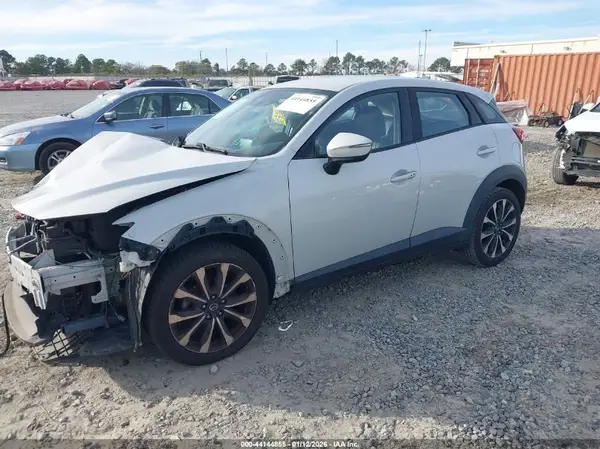JM1DKDC78K1436328 2019 MAZDA CX-3 - Image 2