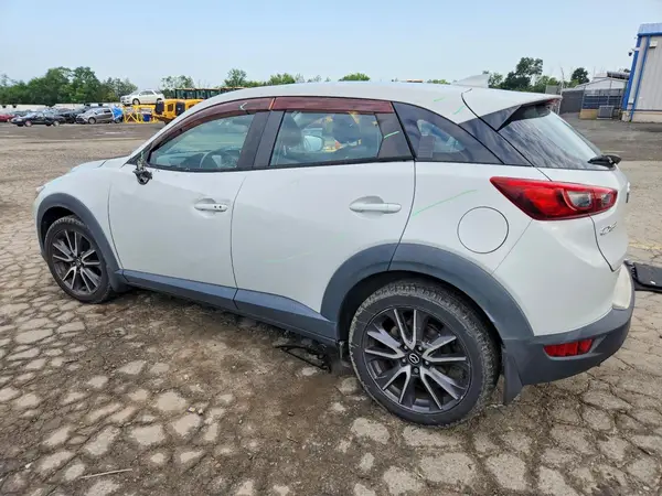 JM1DKDC79J0304912 2018 MAZDA CX-3 - Image 2