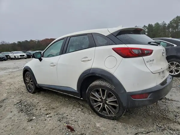 JM1DKDC79J0320155 2018 MAZDA CX-3 - Image 2