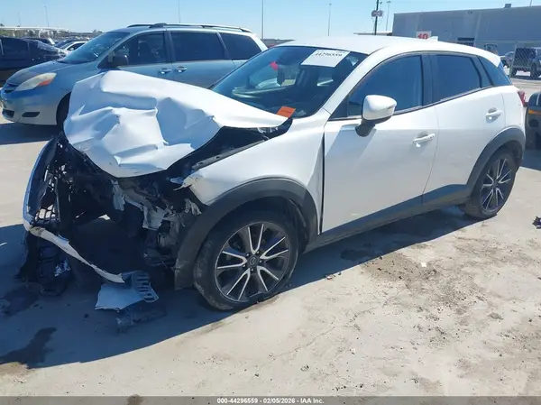 JM1DKDC7XJ0326322 2018 MAZDA CX-3 - Image 2