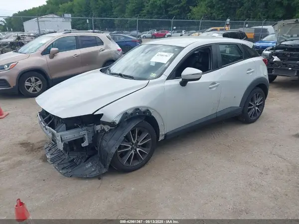 JM1DKDC7XJ0329687 2018 MAZDA CX-3 - Image 2