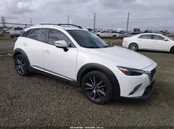 JM1DKDD71J0314543 2018 MAZDA CX-3