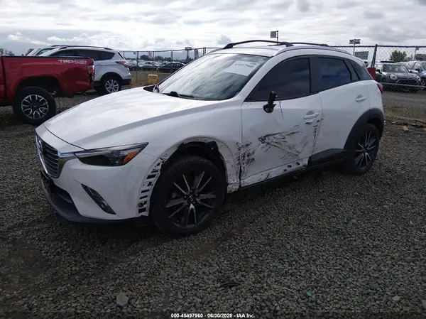 JM1DKDD71J0314543 2018 MAZDA CX-3 - Image 2