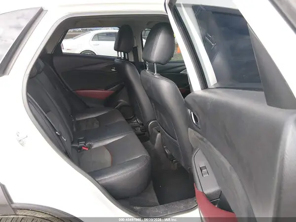 JM1DKDD71J0314543 2018 MAZDA CX-3 - Image 8