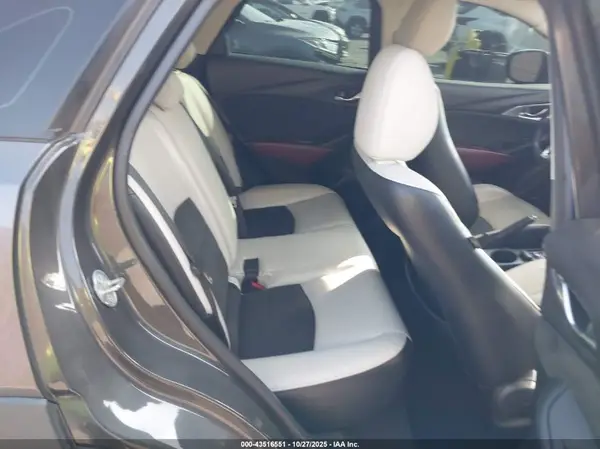 JM1DKDD75J0300077 2018 MAZDA CX-3 - Image 8