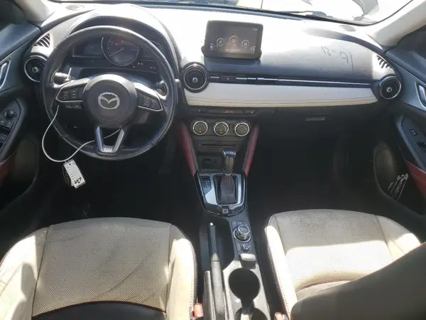 JM1DKDD76J0300041 2018 MAZDA CX-3 - Image 8