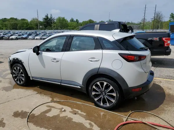 JM1DKDD78K0402295 2019 MAZDA CX-3 - Image 2