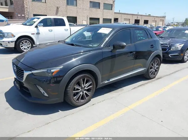 JM1DKDD79J0329484 2018 MAZDA CX-3 - Image 2