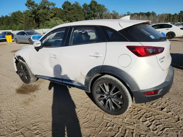 JM1DKDD7XH0158433 2017 MAZDA CX-3 - Image 2