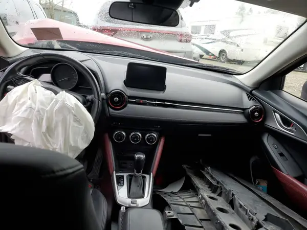 JM1DKFA76J0323674 2018 MAZDA CX-3 - Image 8