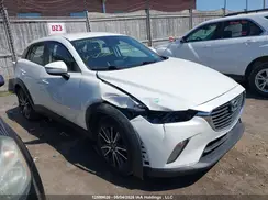 JM1DKFA77J0325322 2018 MAZDA CX-3